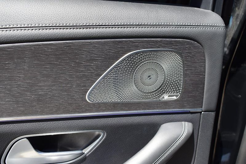 Mercedes-Benz GLE (2021) 350d AMG/KeyLess/Panorama/Odvě - fotka 30 z 43