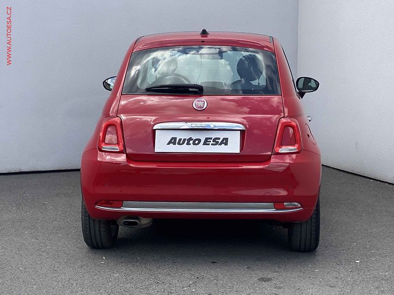 Fiat 500 (2017) 1.2i, Lounge, panor, +kola - fotka 5 z 12