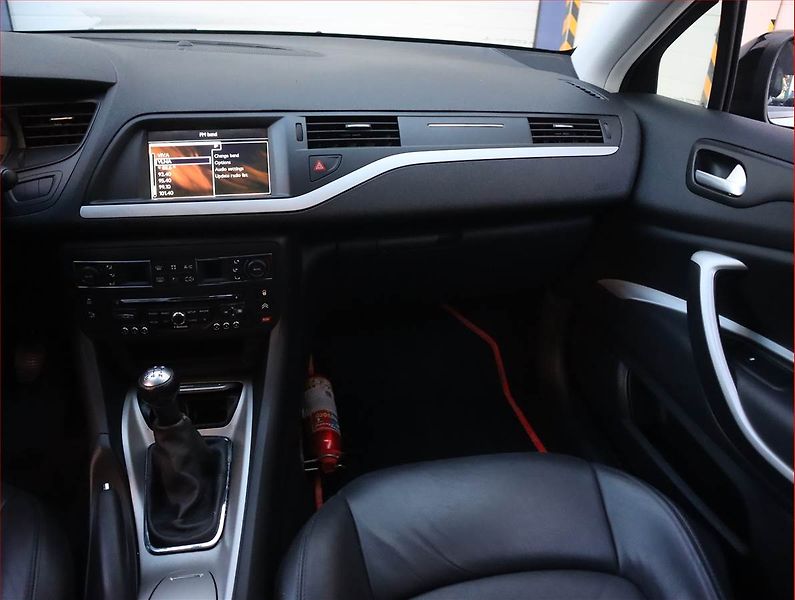 Citroën C5 (2014) 1.6 HDi, Serv.kniha, Navi - fotka 8 z 19