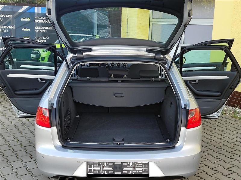 Seat Exeo 1,8 T Style *SERV.KN.+ ROZVODY - fotka 13 z 39
