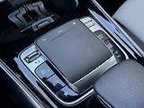 Mercedes-Benz GLB (2019) 200d 4Matic, AMG Line Head-up  - náhled 38