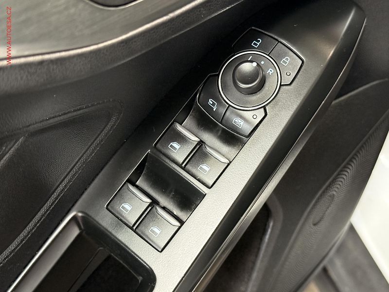 Ford Focus (2022) 1.5TDCi, 1.maj,ČR, Titanium - fotka 9 z 19
