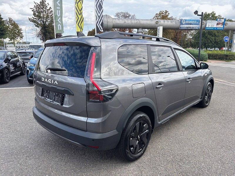 Dacia Jogger (2026) Expression Eco-G 120 5 míst - fotka 6 z 17