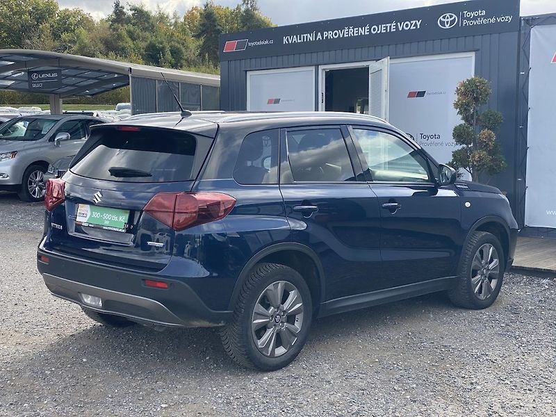 Suzuki Vitara 1.4BoosterJet, 18tis km, navi - fotka 7 z 17