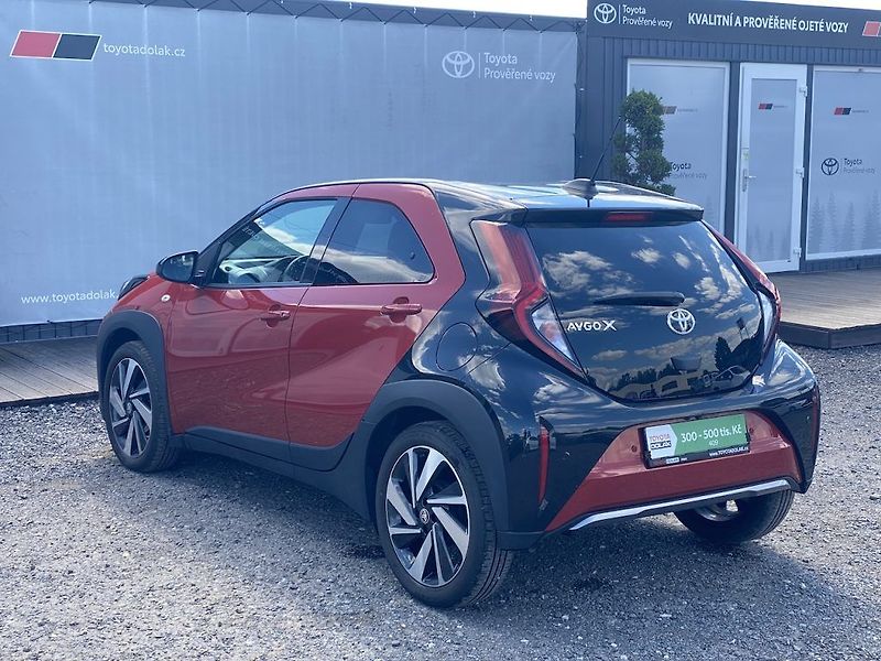 Toyota Aygo 1.0i, ČR, Executive, automat - fotka 5 z 18