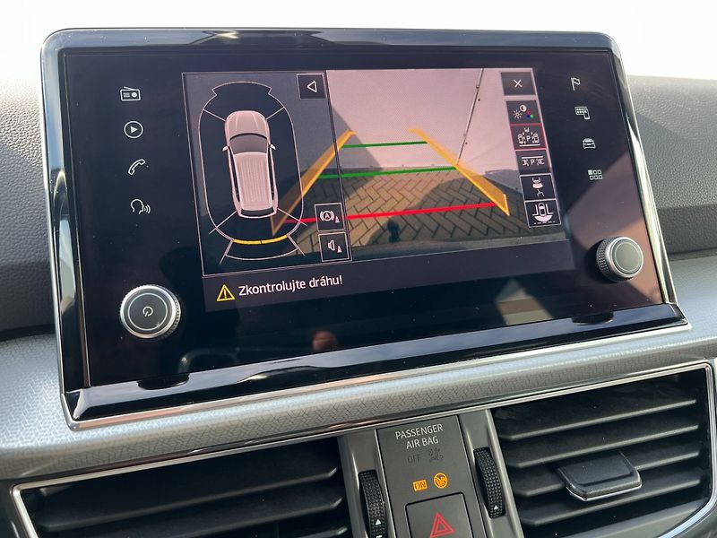 Seat Tarraco (2019) 1.5TSI 110kW Style! 7-míst! - fotka 37 z 45