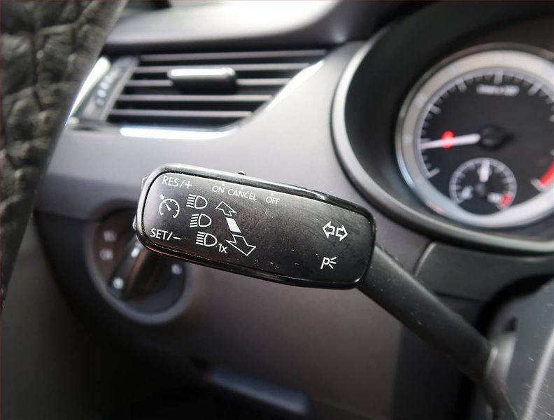 Škoda Octavia (2017) 1.8 TSI, Automat, Tempomat - fotka 21 z 21