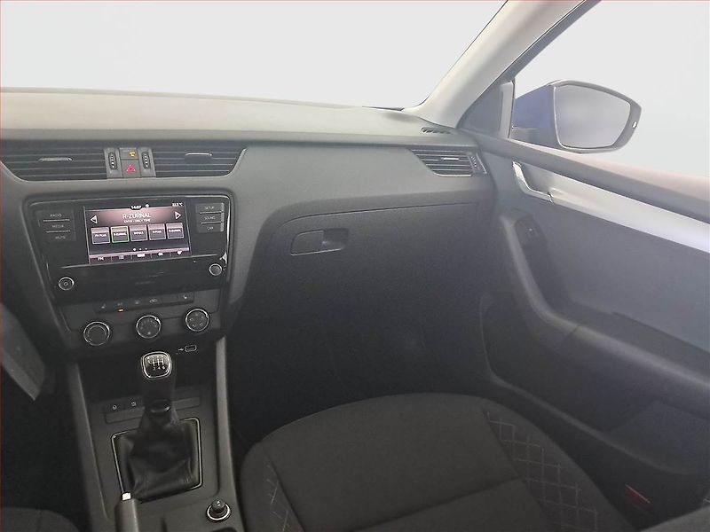 Škoda Octavia (2019) Ambition 1.0 TSI, Tempomat - fotka 8 z 14