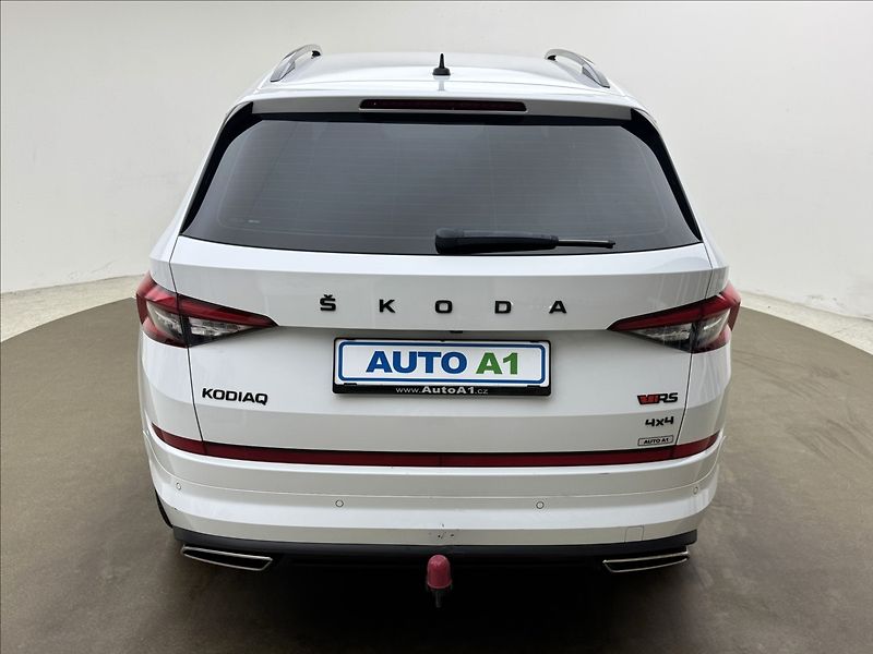 Škoda Kodiaq 2,0 RS CANTON DPH DCC 360° ČR - fotka 5 z 49