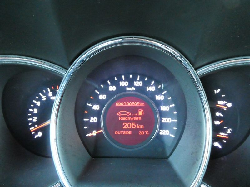 Kia Rio 1,2 i 62kW serviska, NAVI - fotka 35 z 44