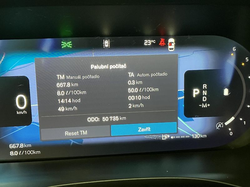 Volvo XC60 B4 AWD PLUS DARK AT8, ČR - fotka 25 z 41