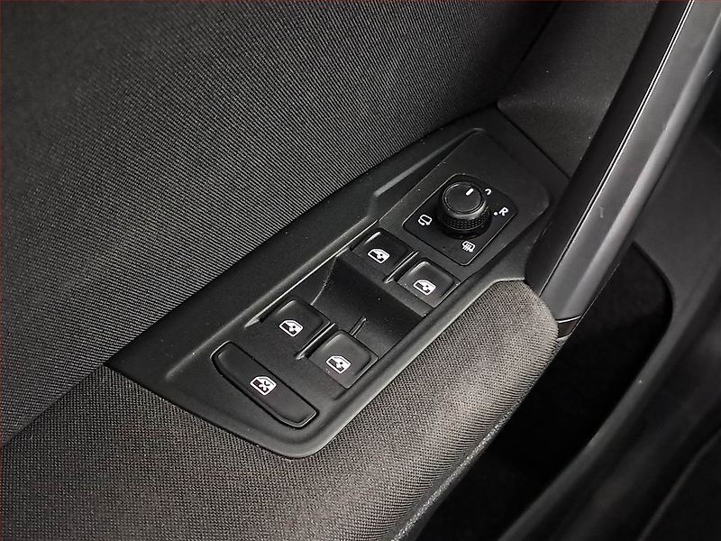 Volkswagen Tiguan (2019) Comfortline 2.0 TDI, Automat - fotka 29 z 29