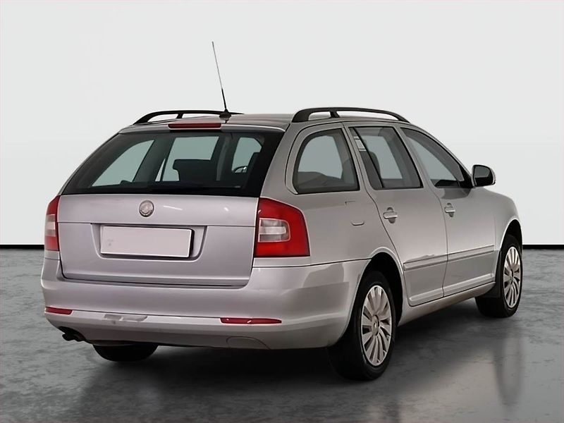 Škoda Octavia (2009) Ambiente 1.9 TDI 4x4, 4X4 - fotka 5 z 16