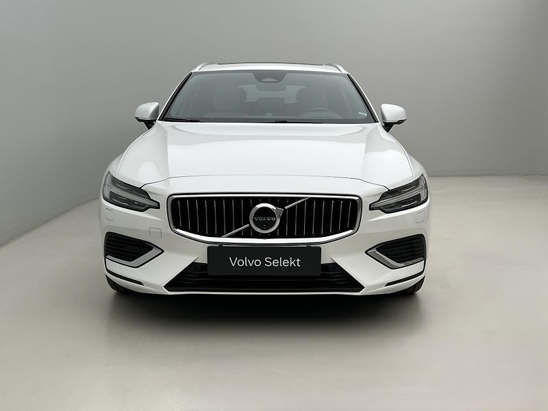 Volvo V60 T6 AWD ULTRA BRIGHT AUT - fotka 14 z 46