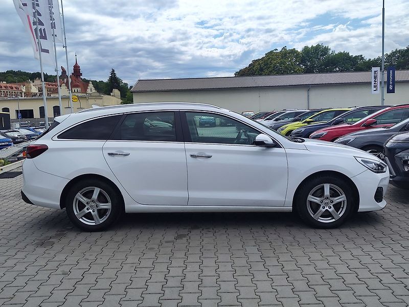 Hyundai i30 1.4 T-GDI/103kW Style Premium - fotka 4 z 38