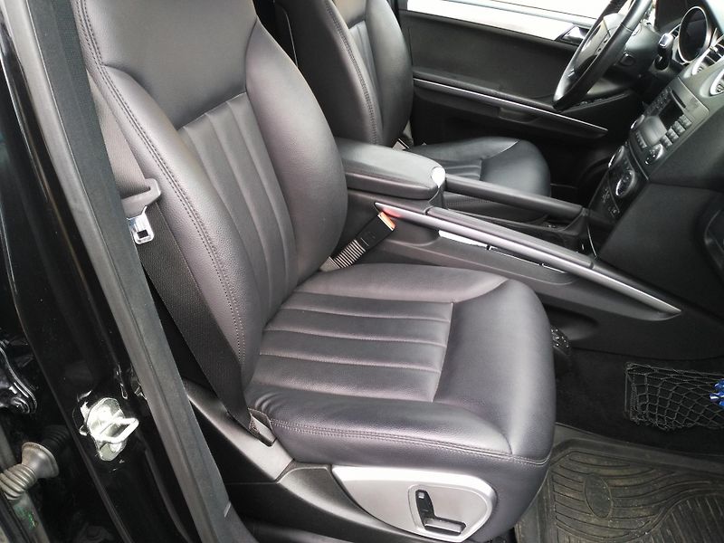 Mercedes-Benz Třídy M ML 280 CDI /140 kW/ - fotka 29 z 38