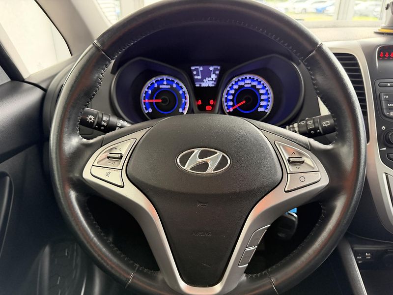 Hyundai ix20 (2016) 1.4I 66kW Trikolor Essential - fotka 13 z 20