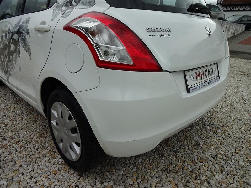 Suzuki Swift 1.2i16V NOVÉ ROZVODY - fotka 13 z 47