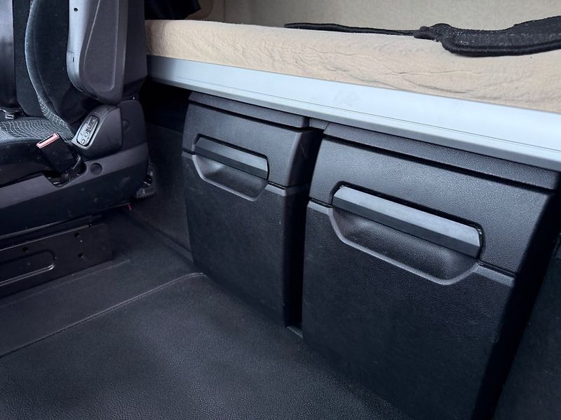 Mercedes-Benz 1842 Actros EURO 6 MEGA/lowdec - fotka 16 z 20