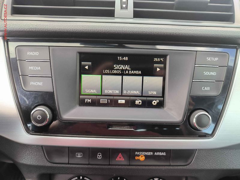 Škoda Fabia (2015) 1.2 TSi, 1.maj,ČR, Ambition - fotka 11 z 16