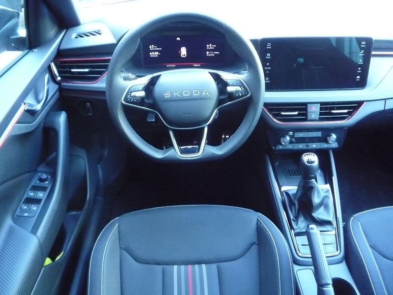 Škoda Scala (2025) 1,0TSi 85kW MONTE CARLO - fotka 5 z 26