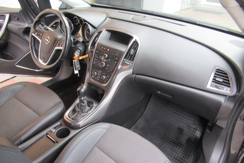 Opel Astra 1.7 CDTi  AUT. KLIMA  - fotka 11 z 20