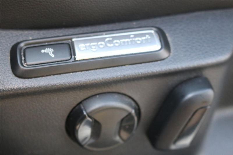 Volkswagen Passat 2,0 ALLTRACK, ČR, 4Motion,DSG - fotka 21 z 75