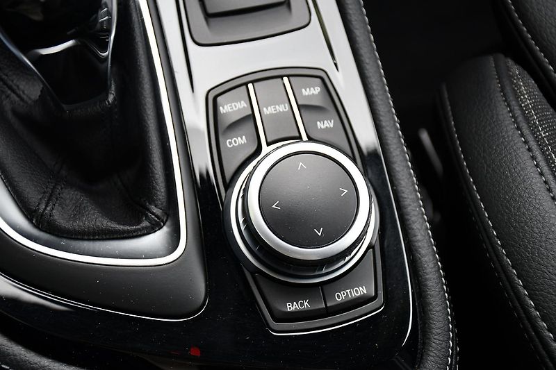 BMW Řada 2 216D GRAN TOURER TAŽNÉ ČR 1.M - fotka 26 z 37