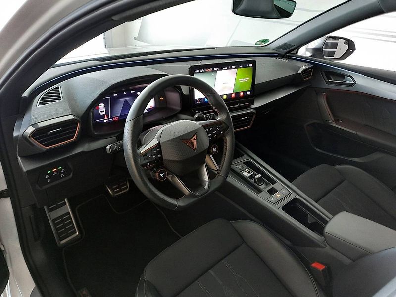 Cupra Leon (2024) SP VZ 2.0 TSI 4Drive(228kW/310 - fotka 6 z 29