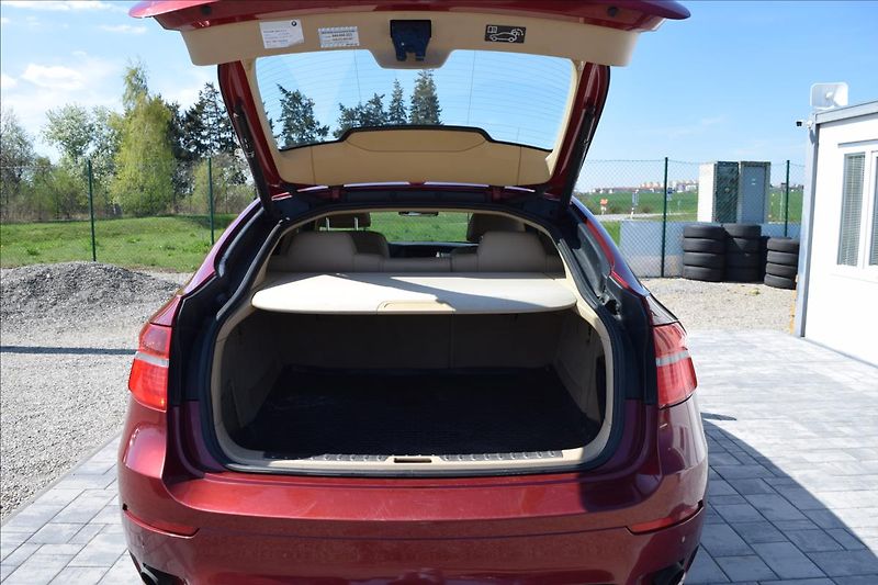 BMW X6 3,0 d 210KW AUTOMAT PO SERVISE - fotka 22 z 50
