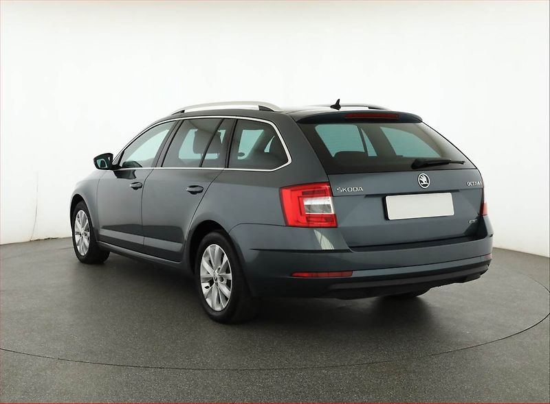 Škoda Octavia (2019) 1.5 TSI G-TEC, Automat, Kůže - fotka 4 z 20