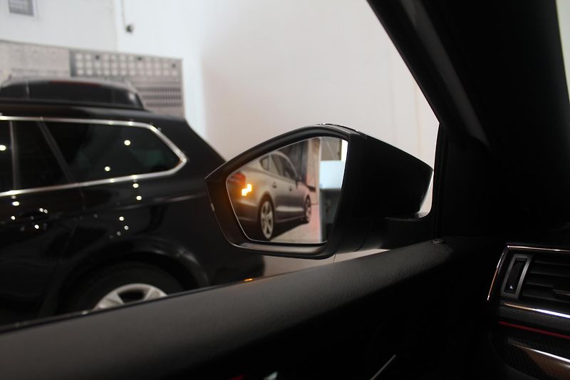 Škoda Superb (2017) 2.0TDI DSG Sport-Line Tažné - fotka 39 z 39