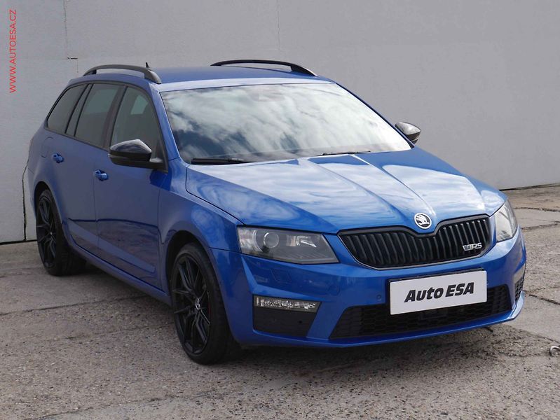Škoda Octavia (2015) 2.0 TDi, RS, DSG, navi, bixen - fotografie inzerátu