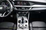 Alfa Romeo Stelvio 2.2 JTDm 154kW  Veloce - náhled 23