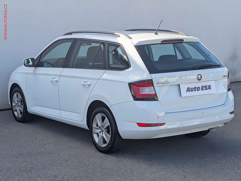 Škoda Fabia (2018) 1.0 TSI, ČR, Ambition - fotka 6 z 15