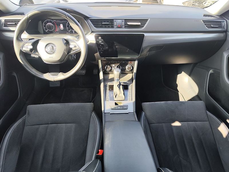 Škoda Superb 2.0 TDI/140kW Style DSG ČR - fotka 13 z 32