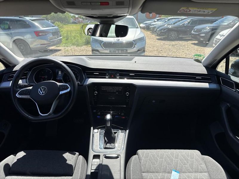 Volkswagen Passat 2,0 TAŽNÉ,IQ LIGHT,KAMERA - fotka 5 z 10