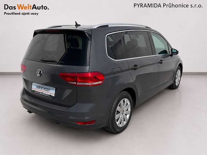 Volkswagen Touran (2021) 1.5 TSI 110 kW Comfortline 7DS - fotka 2 z 22