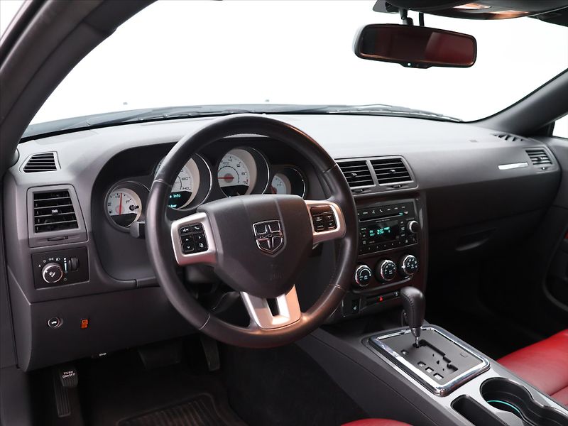 Dodge Challenger 3,6 L SXT 227kW Pentastar Xpip - fotka 22 z 29