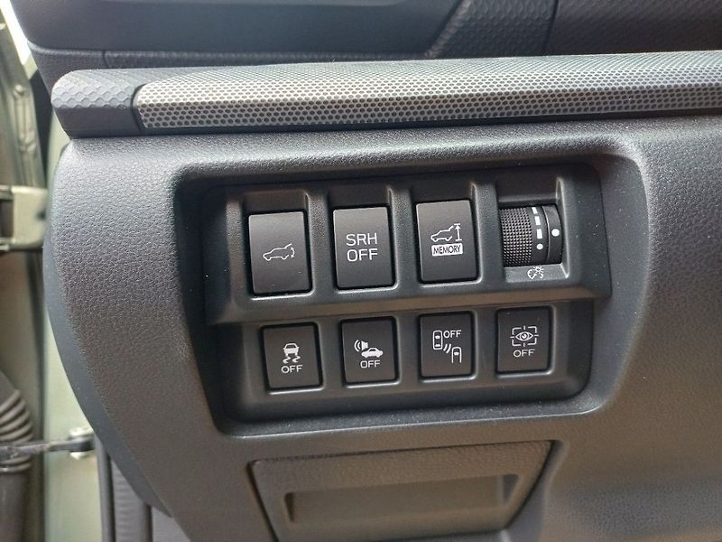 Subaru Forester COMFORT e-Boxer FB 20 110 kW C - fotka 11 z 28