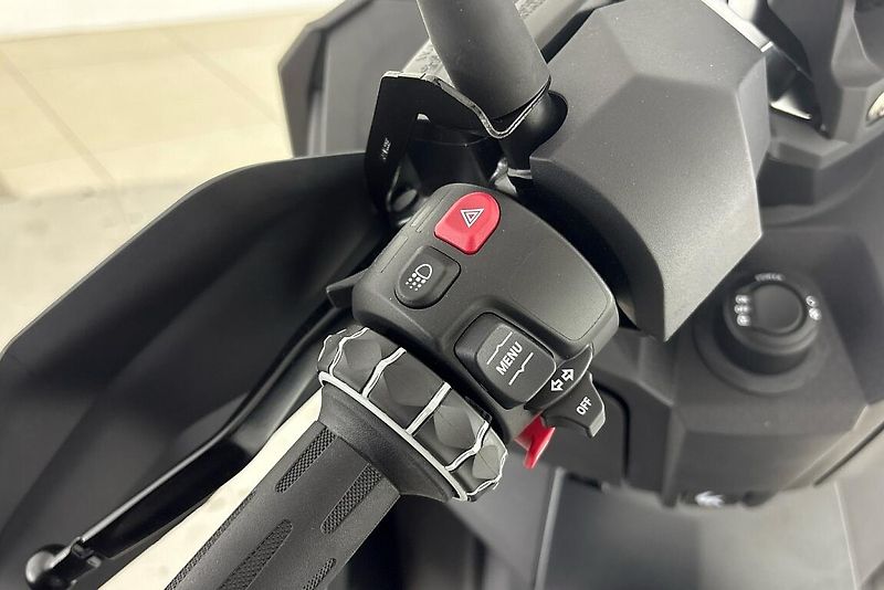 BMW C 400 X - fotka 10 z 13