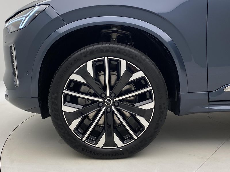 Volvo XC90 (2026) B5 AWD AUT BRIGHT PLUS 7míst - fotka 17 z 70