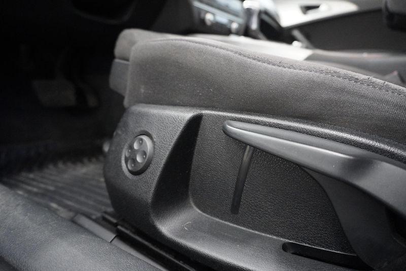 Audi A6 2,8 FSI AUTOMAT - fotka 14 z 33