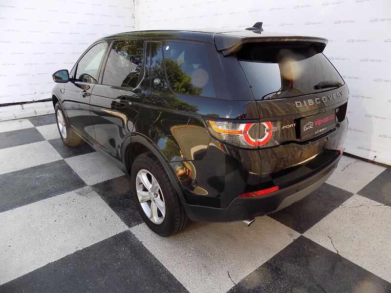 Land Rover Discovery Sport (2016) 2.0TD4/AWD/7.Míst/PANO/LED/ - fotka 3 z 38