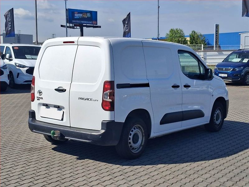 Toyota ProAce City (2021) 1.5 D4-D, ČR, DPH - fotka 5 z 17