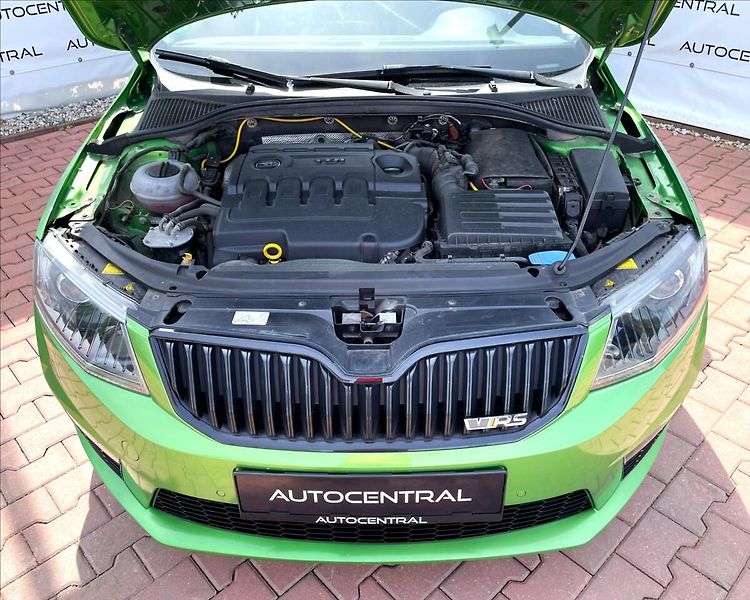 Škoda Octavia 2,0 TDI RS135kw Challenge - fotka 8 z 23