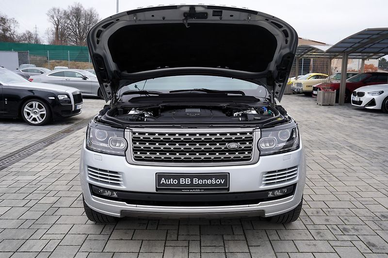 Land Rover Range Rover 3.0 SDV6 Vogue/4x4/260 PS/ČR - fotka 9 z 48
