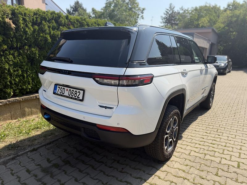 Jeep Grand Cherokee TRAILHAWK 4XE, MAX VÝBAVA-TOP  - fotka 6 z 53