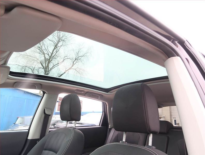Nissan Qashqai (2012) i-Way 2.0 dCi, 4X4, Automat - fotka 16 z 19
