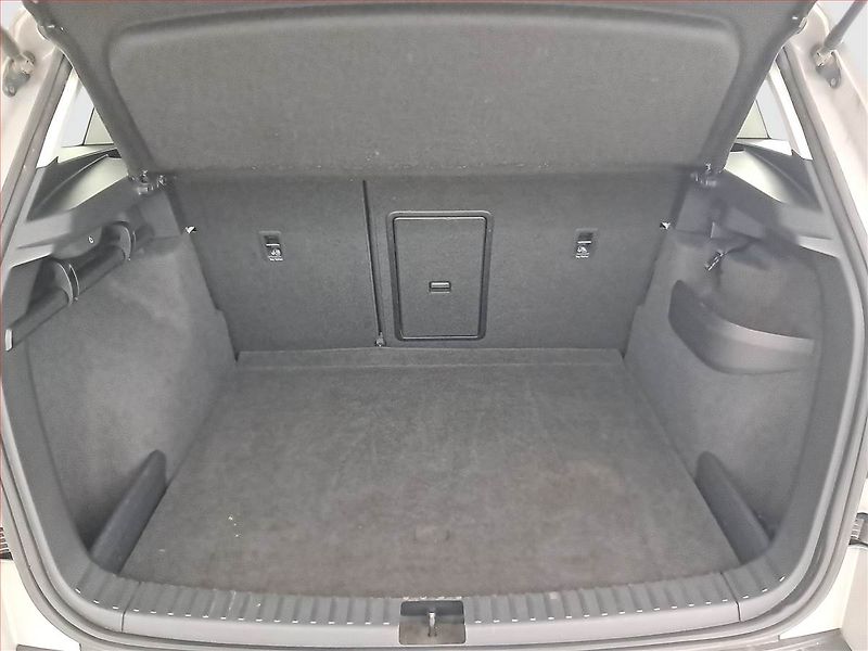 Škoda Karoq (2021) Ambition 2.0 TDI - fotka 14 z 25